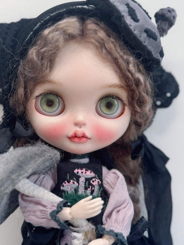 Custom Blythe Doll- Nora