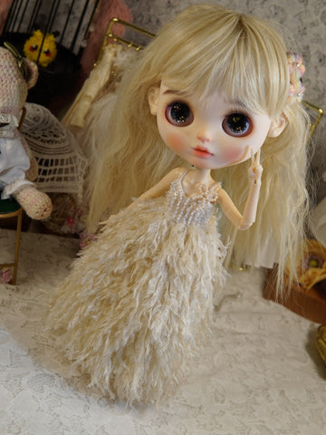 Blythe feather slip dress for ob22 & ob24