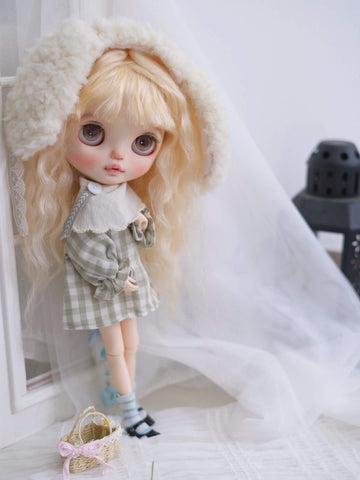 Custom Blythe Doll- Bella