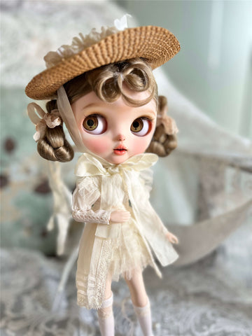 Custom Blythe Doll- Emma