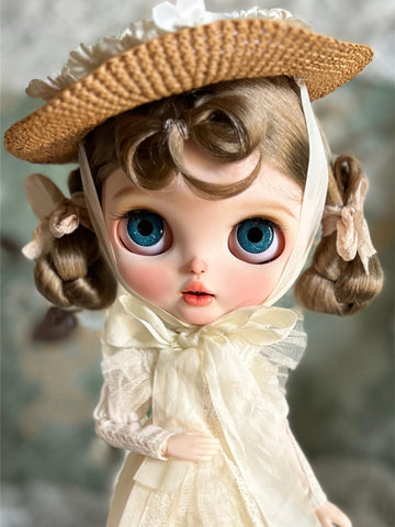 Custom Blythe Doll- Emma