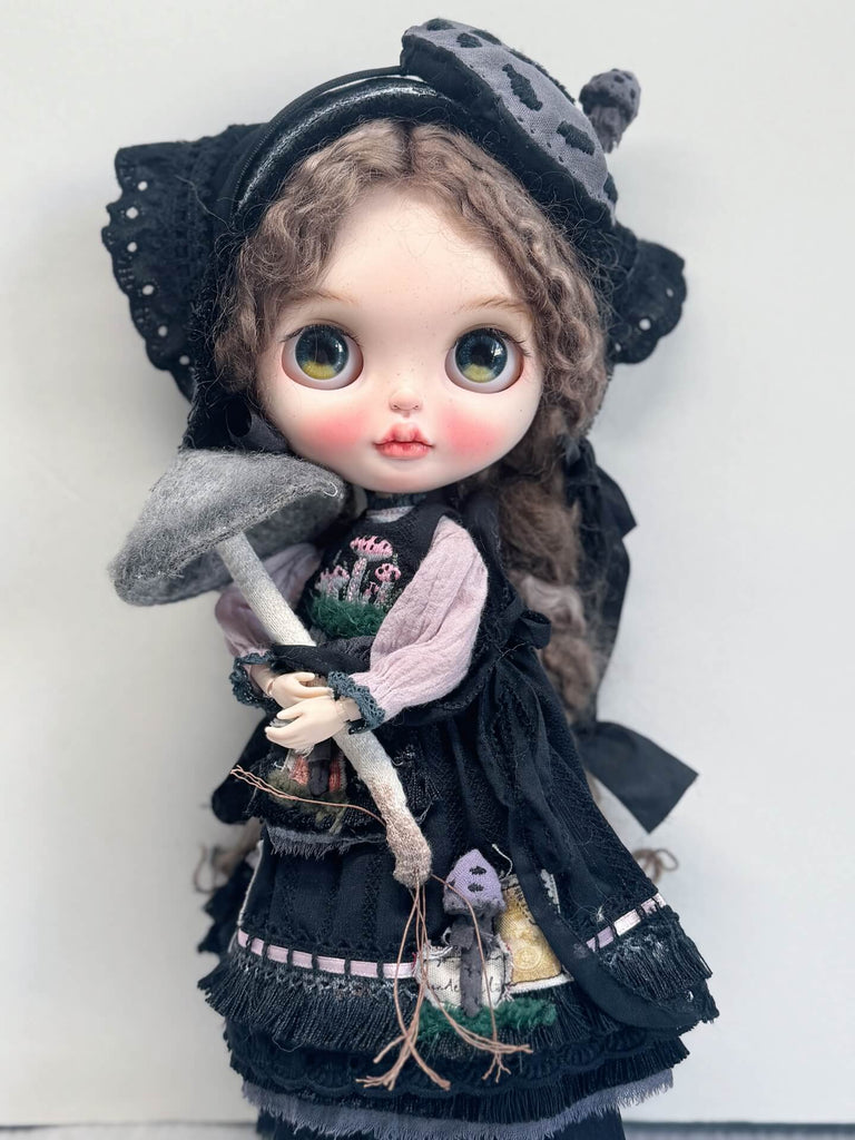 Custom Blythe Doll- Nora